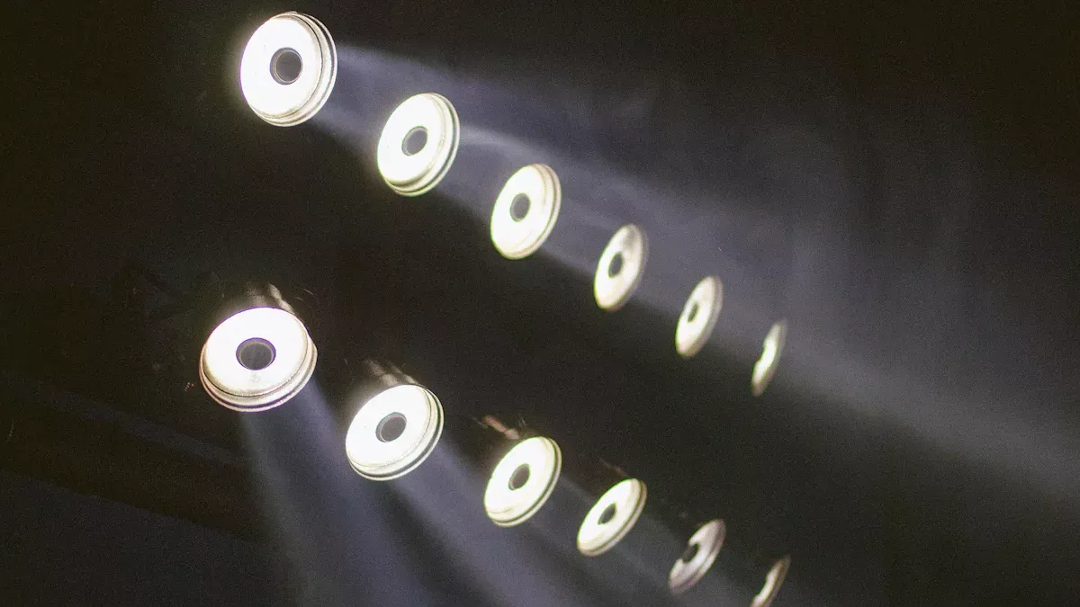 ما هو ضوء UFO LED؟